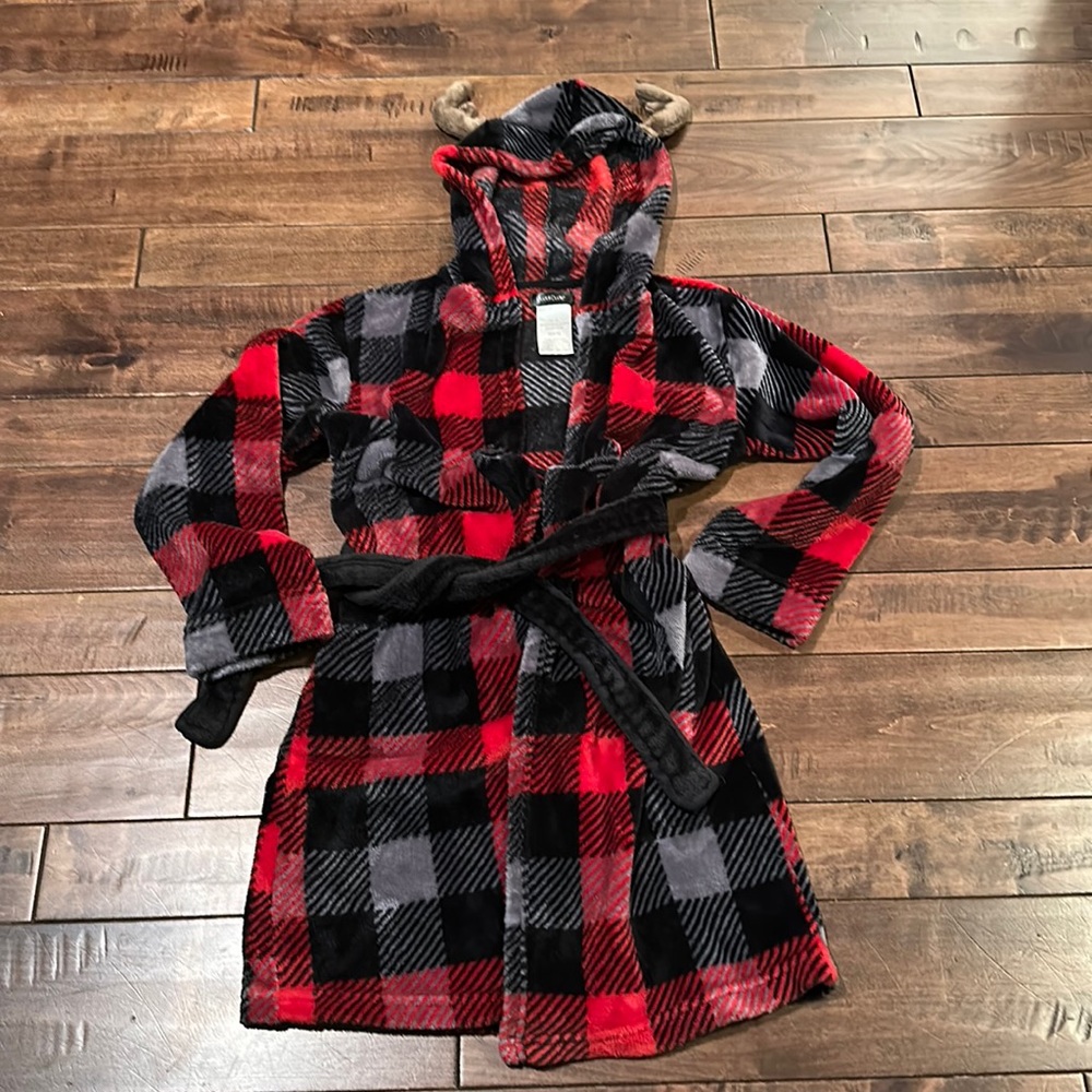 Plush bathrobe!